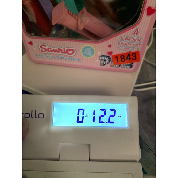 Sanrio Hello Kitty Pez Dispensers with Metal Tin Carrying Case USED NO Candy - Picture 15 of 15